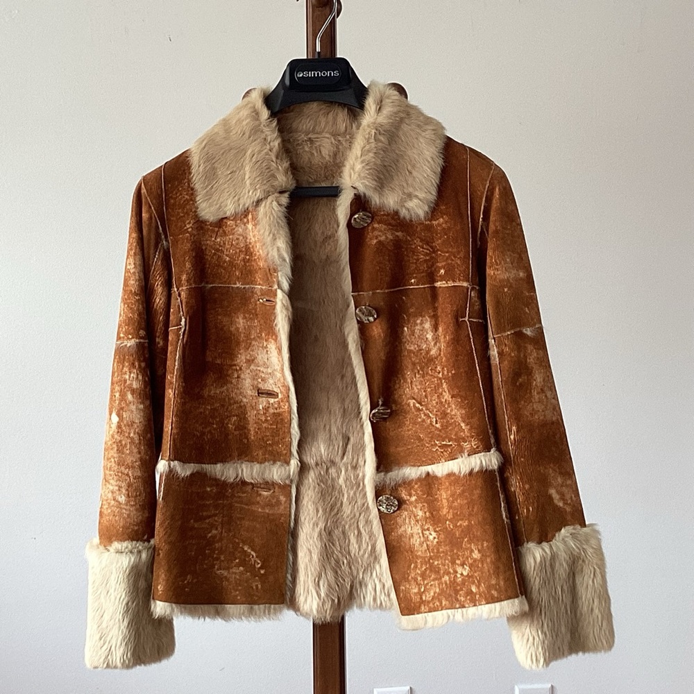 Magnifique fur jacket.